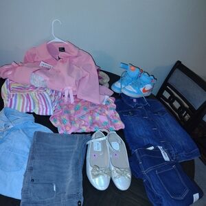 10 Piece Bundle For Girls   And Two Extra Gifts